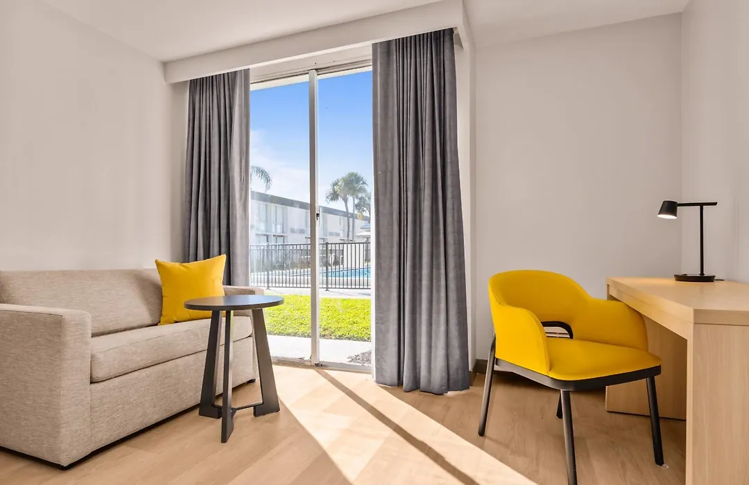 B&B Hotel Orlando International Drive Near Universal - Newly Renovated!-1