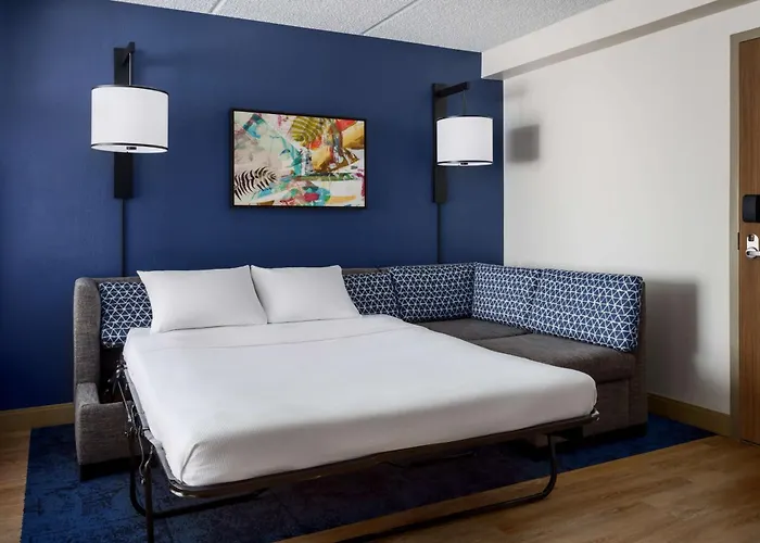 Hyatt Place Across From Universal Orlando Resort